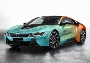 P90254317_highRes_bmw-i8-with-coachell__mid