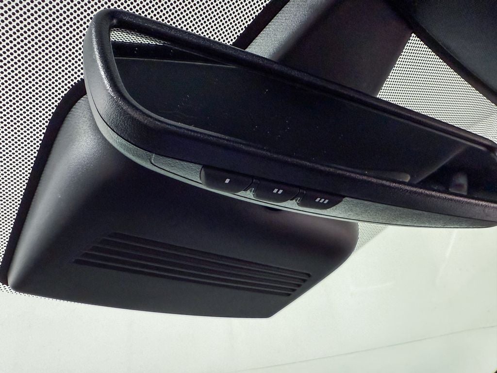 2023 Nissan Maxima SR