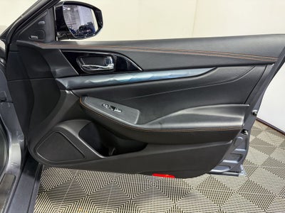 2023 Nissan Maxima SR