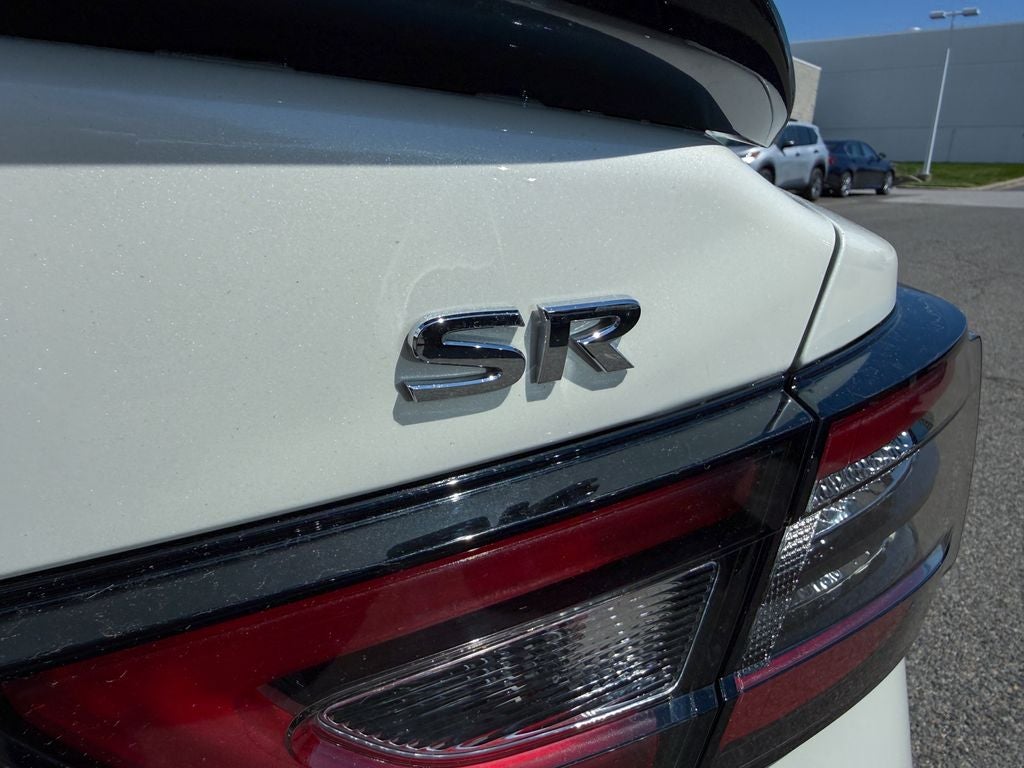 2023 Nissan Maxima SR