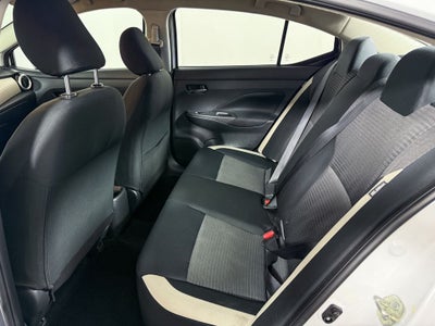 2021 Nissan Versa 1.6 SV