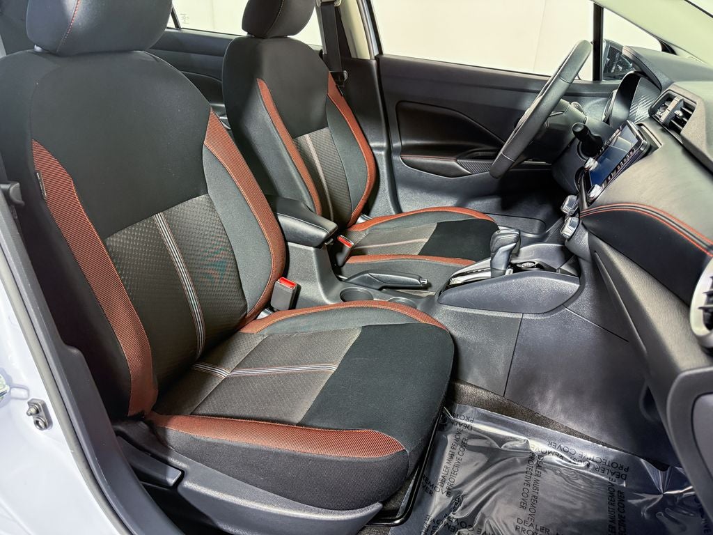 2025 Nissan Versa 1.6 SR