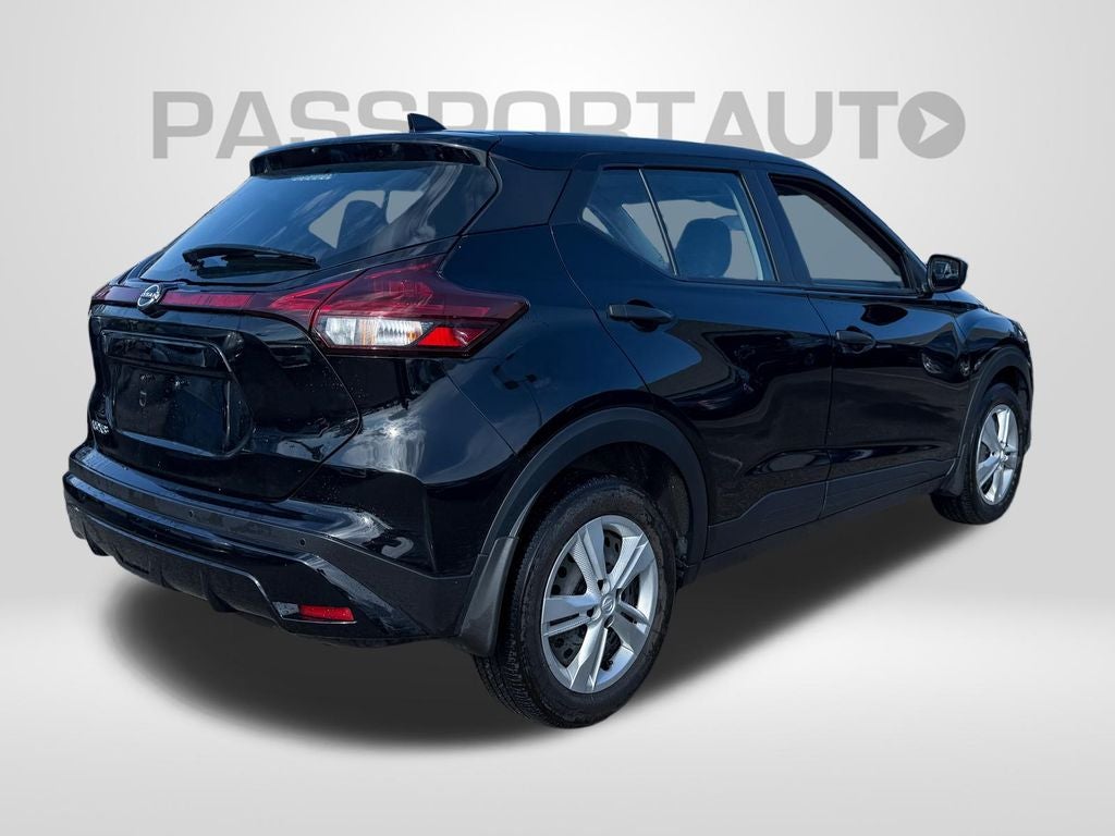 2023 Nissan Kicks S