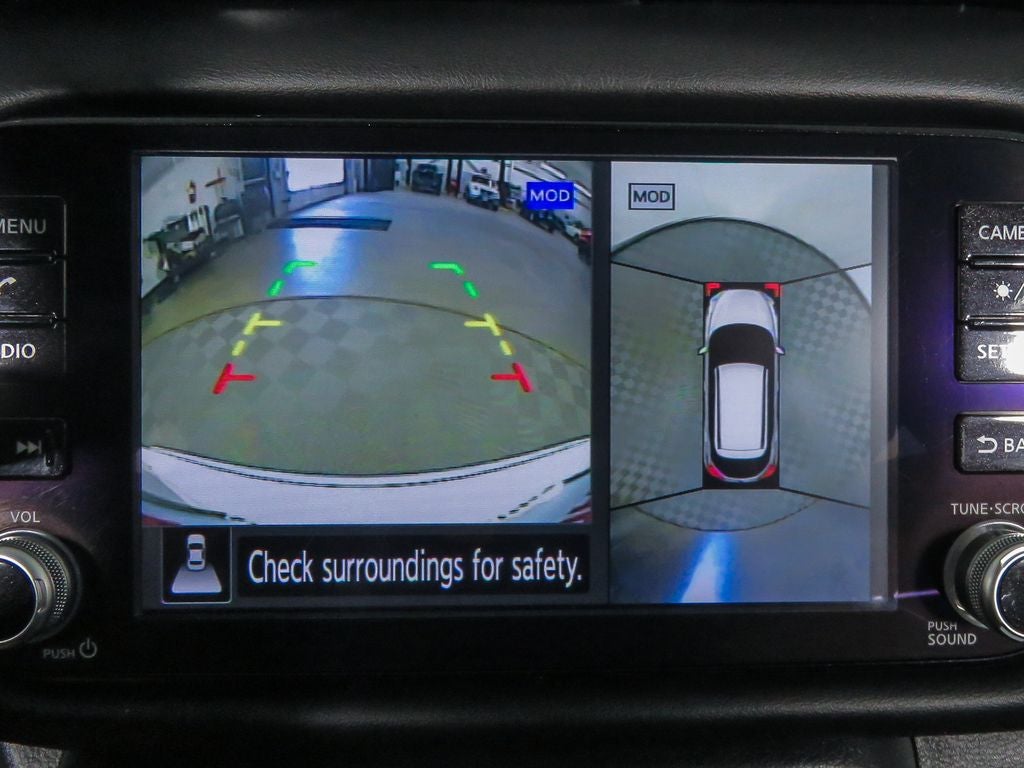 2021 Nissan Kicks SR