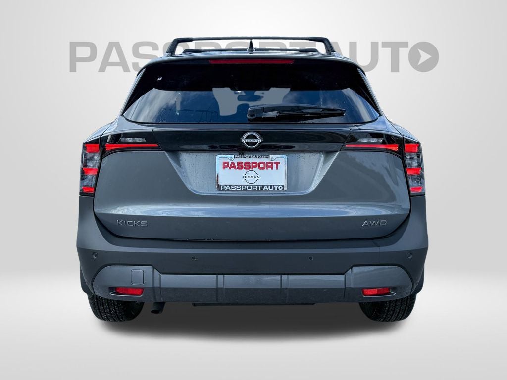 2026 Nissan Kicks SV