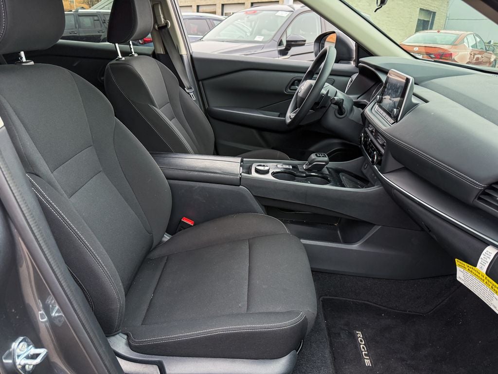 2025 Nissan Rogue S