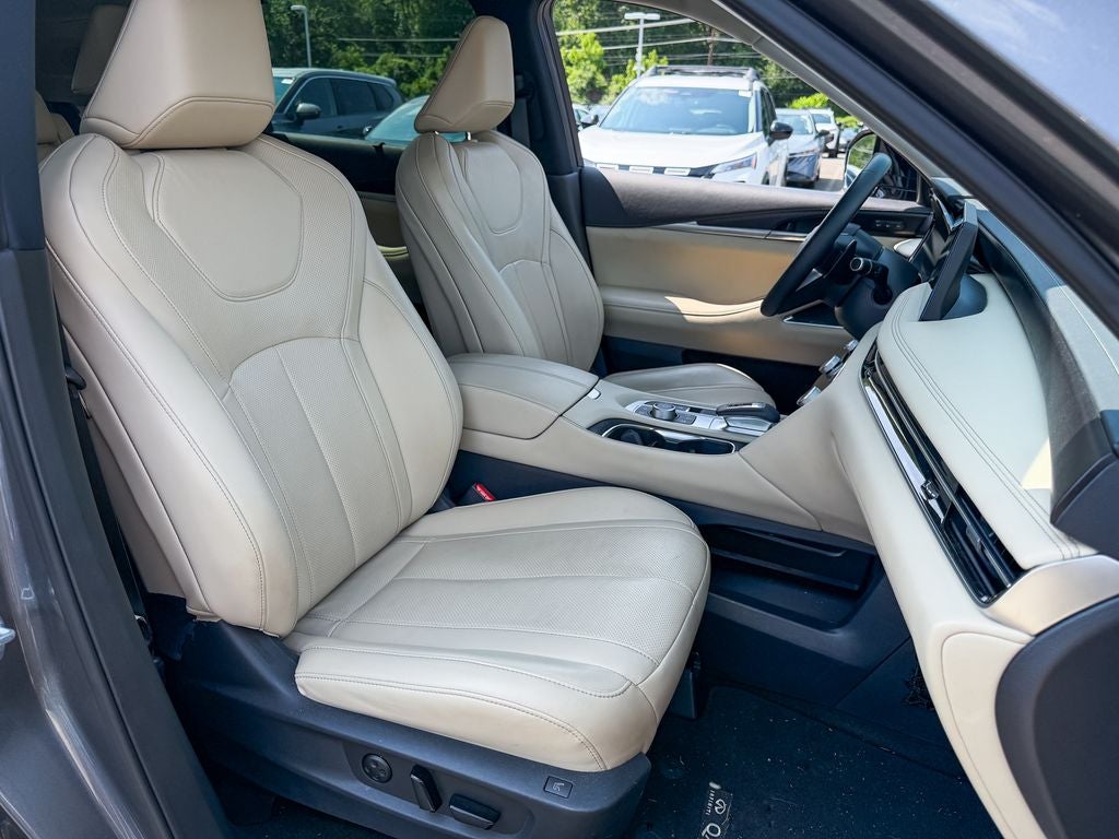 2023 INFINITI QX60 Sensory
