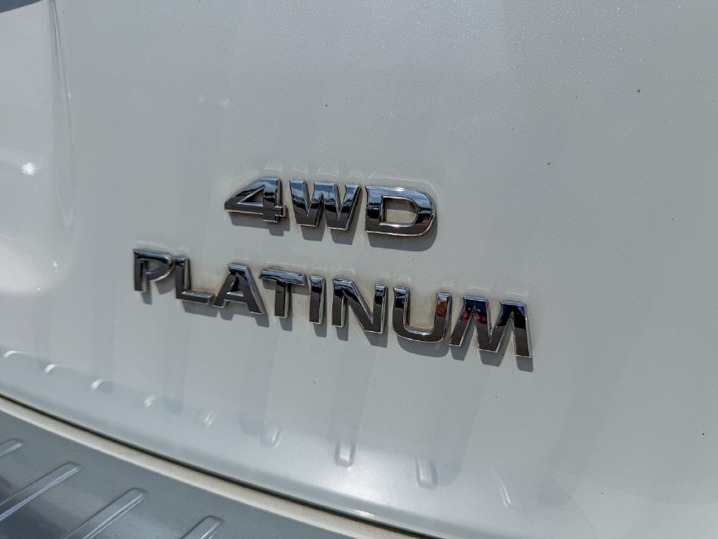 2017 Nissan Pathfinder Platinum