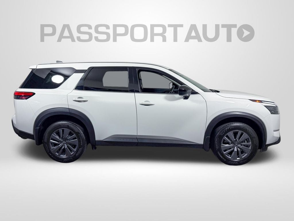 2024 Nissan Pathfinder S