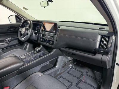 2024 Nissan Pathfinder S