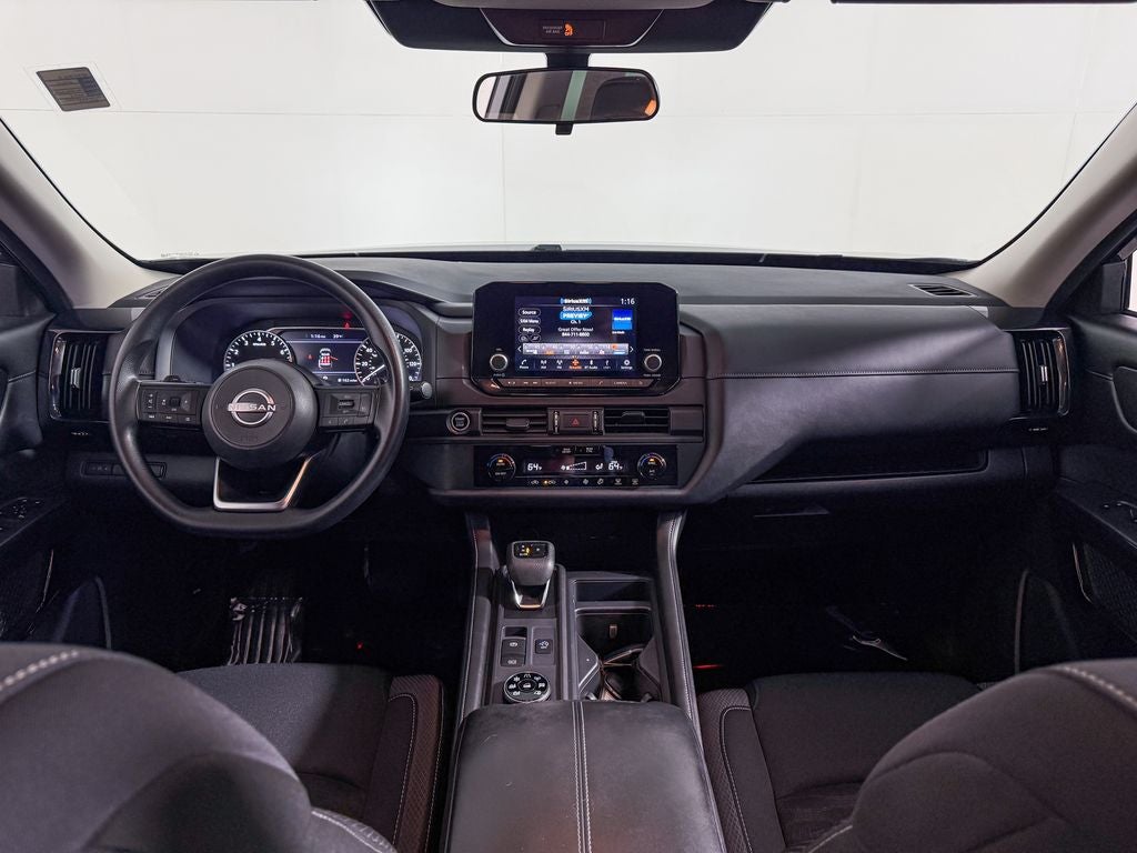 2024 Nissan Pathfinder S