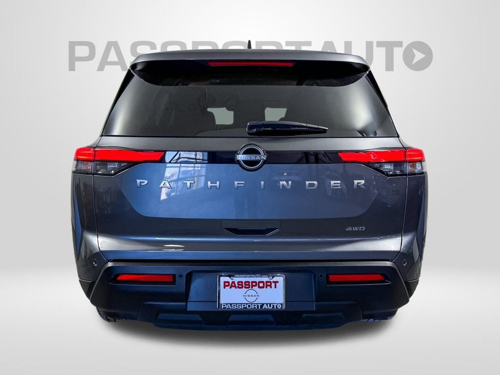 2024 Nissan Pathfinder S