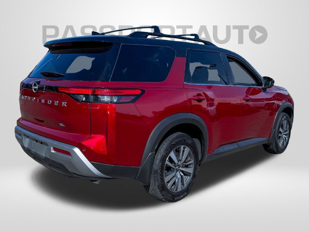 2024 Nissan Pathfinder SL