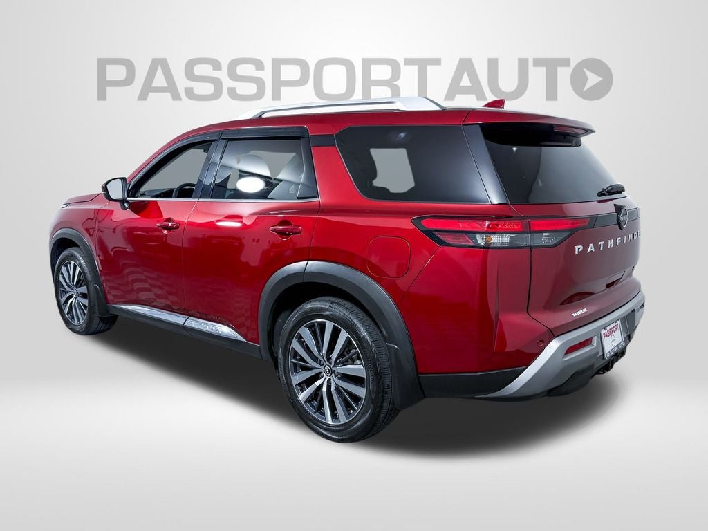 2022 Nissan Pathfinder Platinum