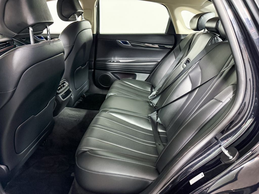 2023 Genesis G80 2.5T