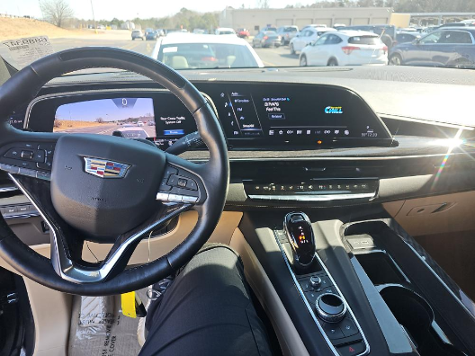 2022 Cadillac Escalade Premium Luxury