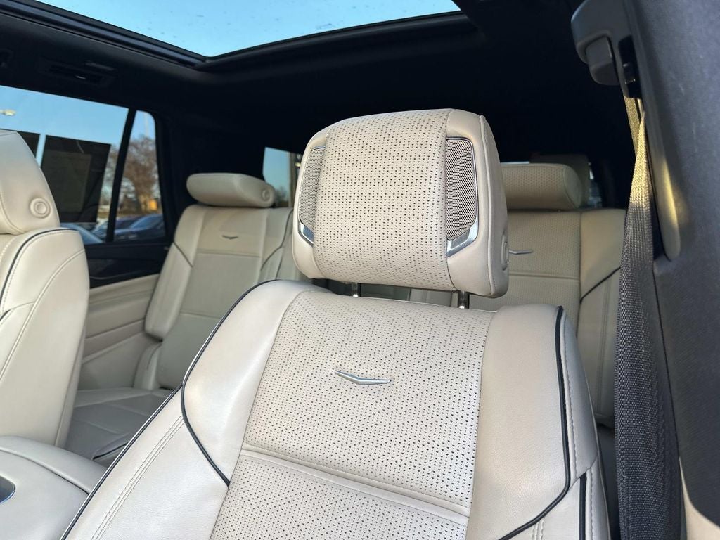 2022 Cadillac Escalade Premium Luxury