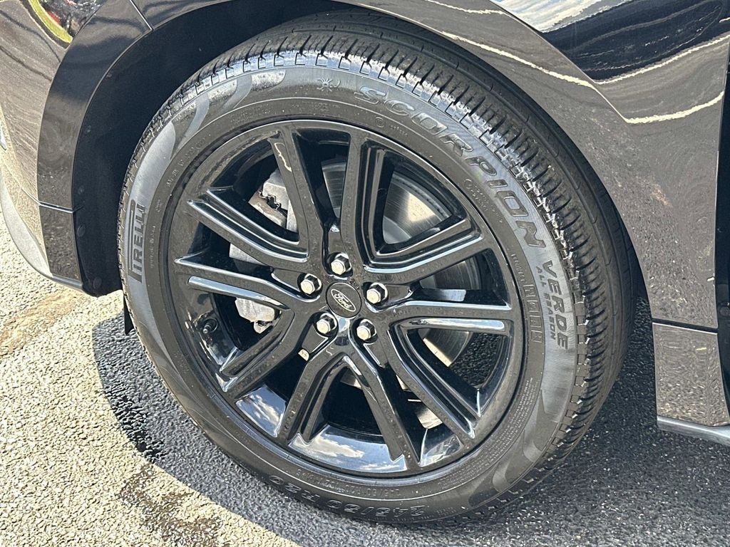 2023 Ford Edge ST Line