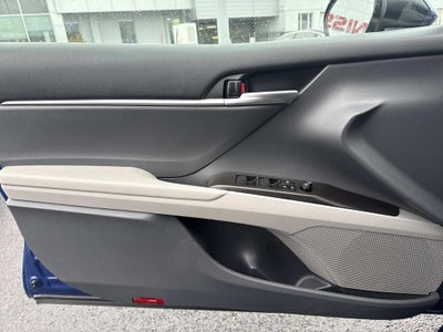 2023 Toyota Camry Hybrid LE