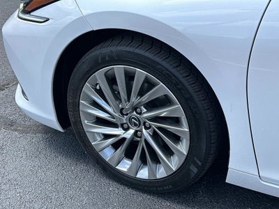 2022 Lexus ES 350 Ultra Luxury