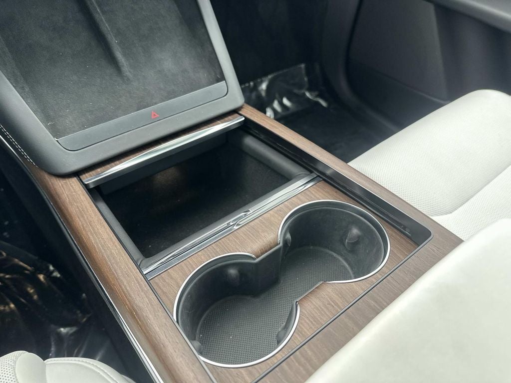 2023 Tesla Model X Standard Range