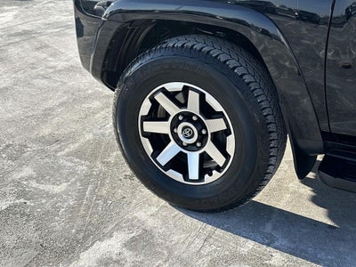 2024 Toyota 4Runner TRD Off-Road