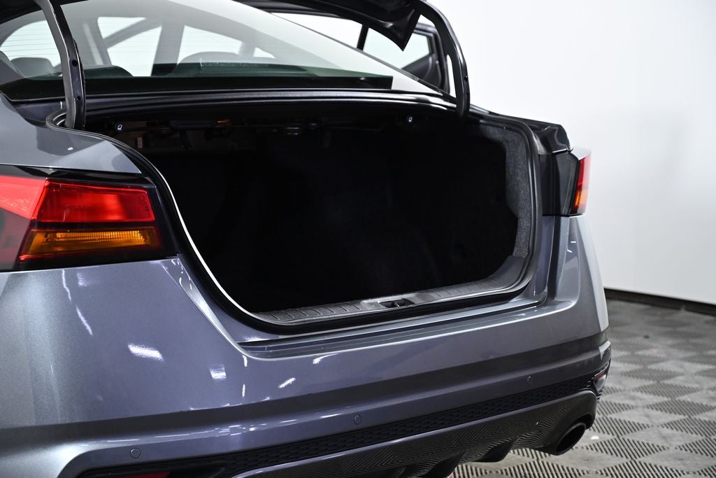 2022 Nissan Altima 2.5 SR Certified Select