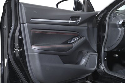 2023 Nissan Altima 2.5 SR Nissan Certified