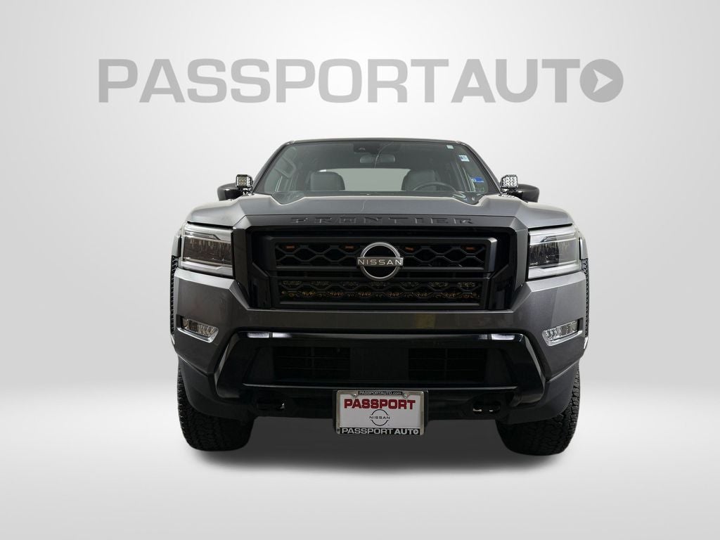 2023 Nissan Frontier SV Midnight Edition