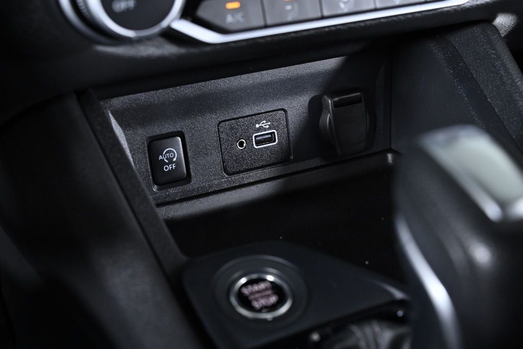 2025 Nissan Sentra S Nissan Certified