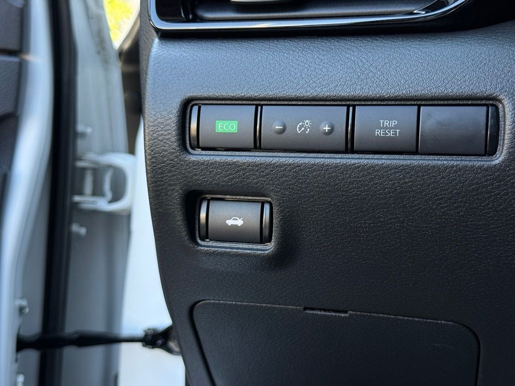 2022 Nissan Sentra SR Nissan Certified