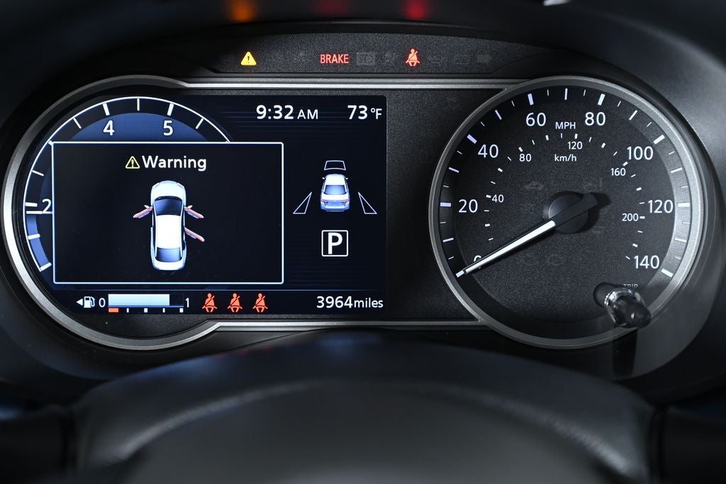 2025 Nissan Versa 1.6 SV Nissan Certified