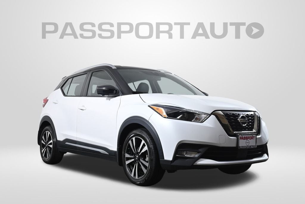 2020 Nissan Kicks SR