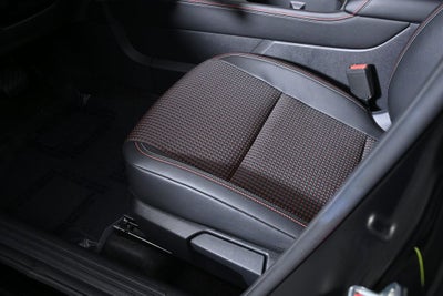 2025 Nissan Kicks SR Nissan Certified