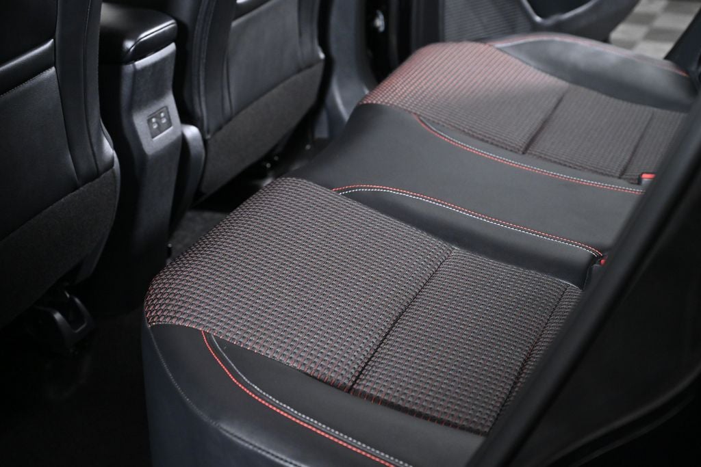 2025 Nissan Kicks SR Nissan Certified