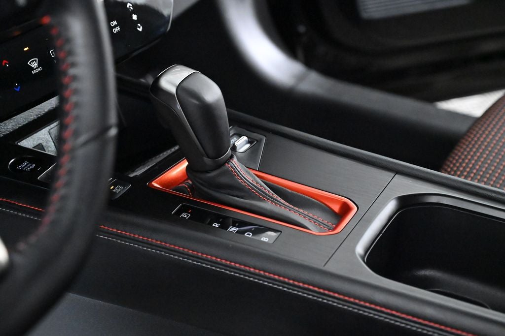 2025 Nissan Kicks SR Nissan Certified