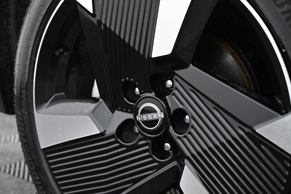 2025 Nissan Kicks SR Nissan Certified