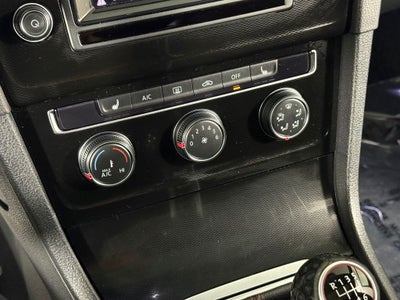 2015 Volkswagen Golf GTI 2.0T SE