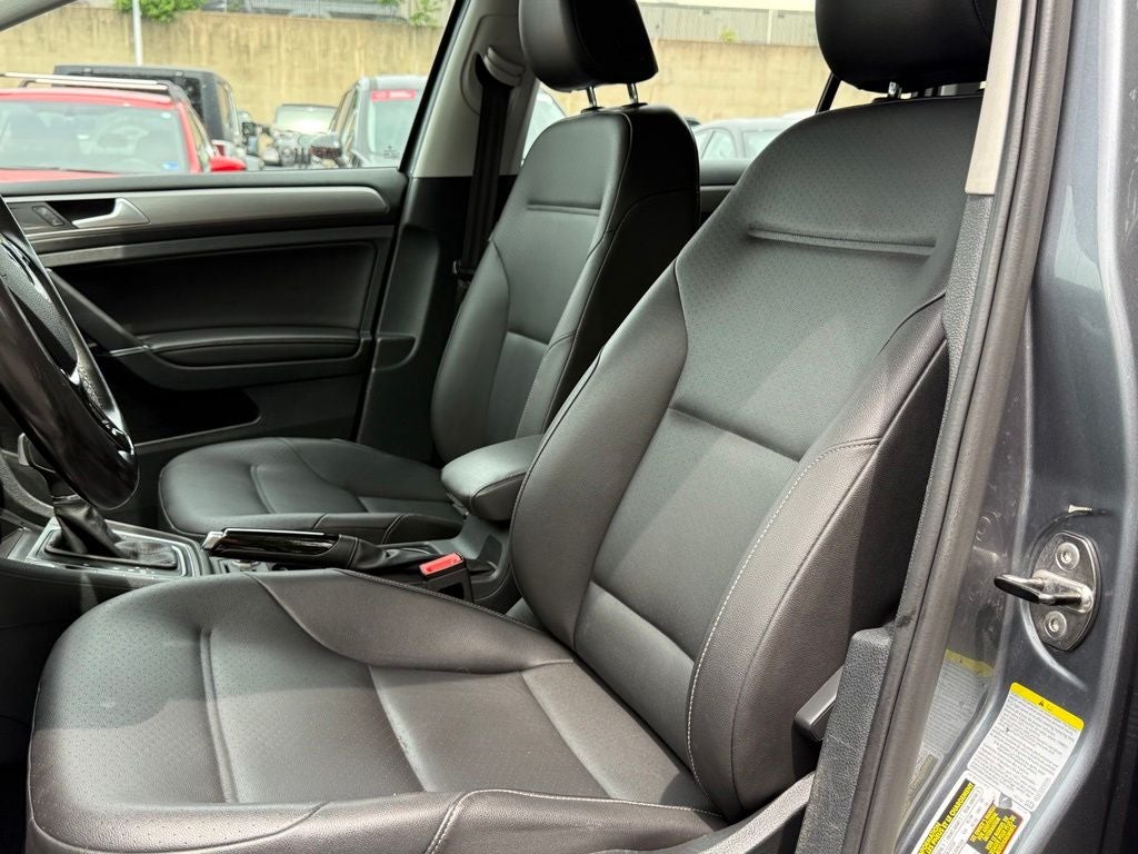 2015 Volkswagen Golf SportWagen S