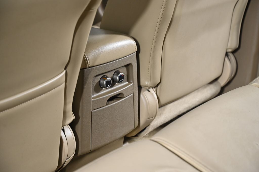 2005 Nissan Pathfinder LE