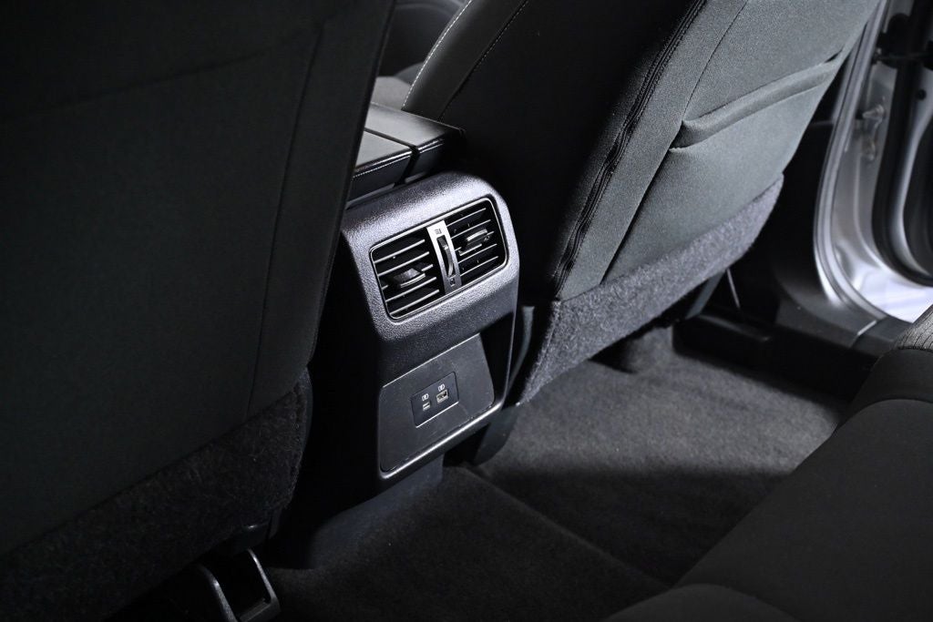 2023 Nissan Rogue SV Nissan Certified