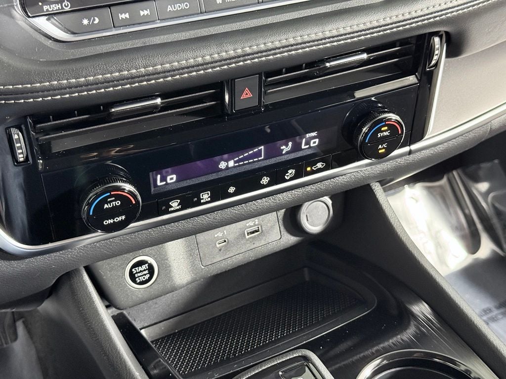 2023 Nissan Rogue SV Nissan Certified