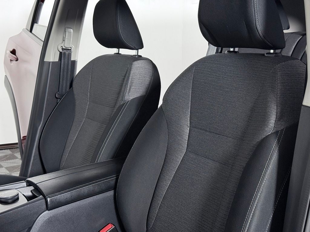 2023 Nissan Rogue SV Nissan Certified