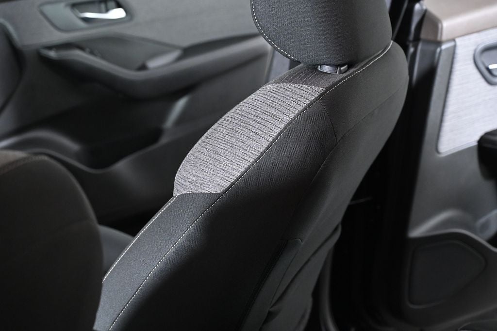 2023 Nissan Rogue SV Nissan Certified