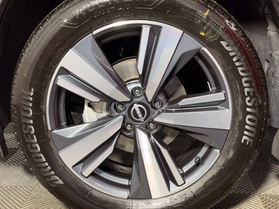 2024 Nissan Rogue SL Nissan Certified