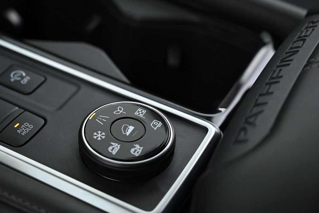 2022 Nissan Pathfinder S Nissan Certified