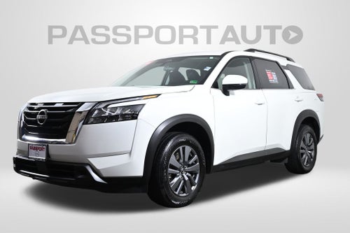 2025 Nissan Pathfinder SV