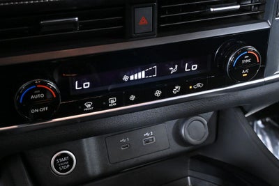 2023 Nissan Rogue SV Nissan Certified