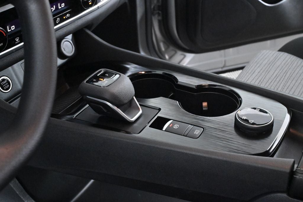 2023 Nissan Rogue SV Nissan Certified