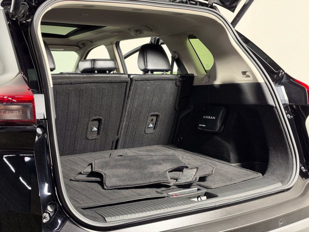 2023 Nissan Rogue SV Premium Nissan Certified